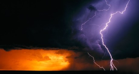 CloudToGround_ROW2741696585